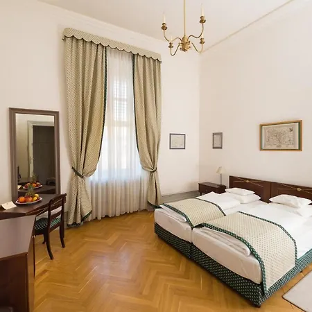 Karolyi Kastely & Restaurant Hotel Fehérvárcsurgó
