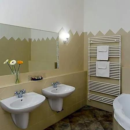 Károlyi Kastély Hotel&restaurant Hotel