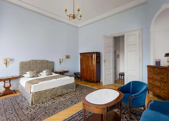 Karolyi Kastely & Restaurant ホテル