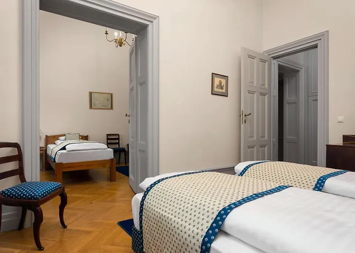 Karolyi Kastely & Restaurant ホテル Fehérvárcsurgó