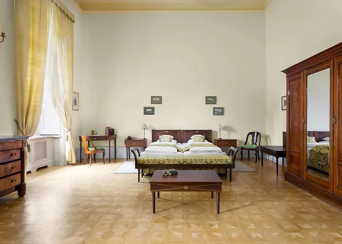 Karolyi Kastely & Restaurant Fehérvárcsurgó