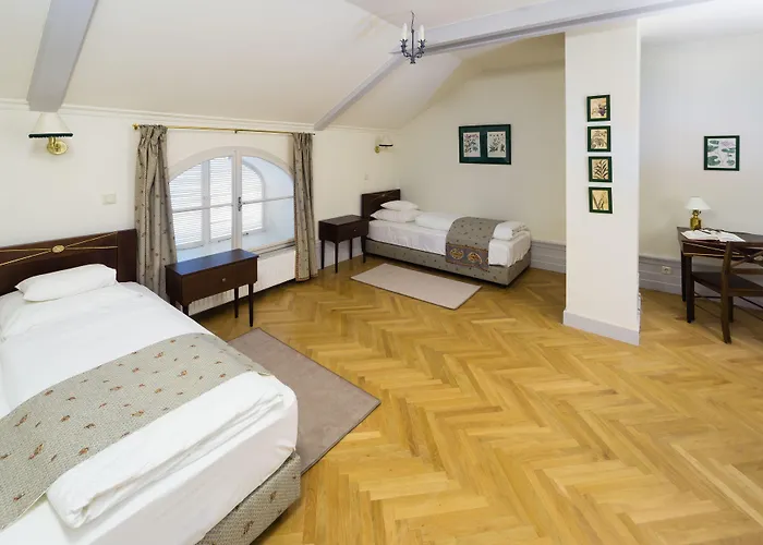 Karolyi Kastely & Restaurant ホテル