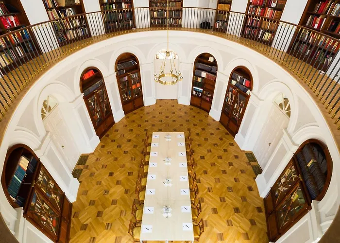 Karolyi Kastely & Restaurant ホテル Fehérvárcsurgó